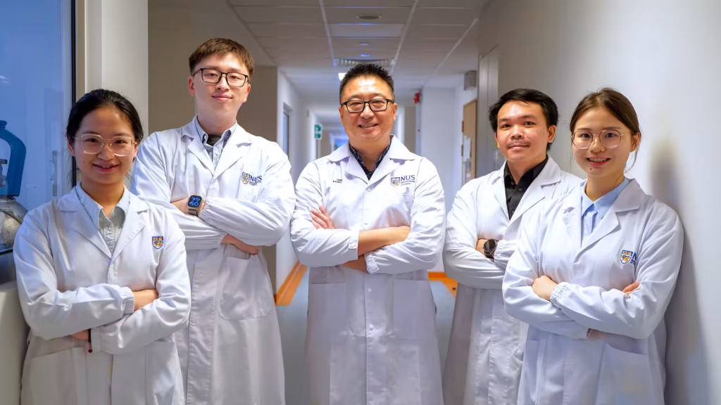NUS Scientists Explore Photosynthetic Dry Eye Treatment